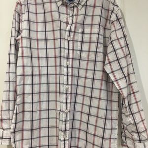 Tommy Hilfiger plaid button down shirt